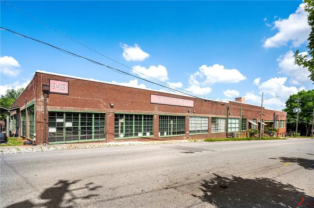 949 W Marietta Street Nw Unit X104, Atlanta, Georgia 30318, 5 Bedrooms Bedrooms, ,2 BathroomsBathrooms,Residential,For Sale,949 W Marietta Street Nw Unit X104,7632489