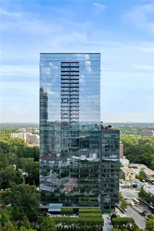 3630 Peachtree Road Ne Unit 2005, Atlanta, Georgia 30326, 2 Bedrooms Bedrooms, ,2 BathroomsBathrooms,Residential,For Sale,3630 Peachtree Road Ne Unit 2005,7631748