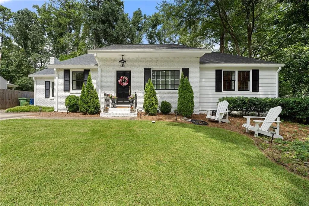 332 Allison Drive Ne, Atlanta, Georgia 30342, 3 Bedrooms Bedrooms, ,3 BathroomsBathrooms,Residential,For Sale,332 Allison Drive Ne,7631863