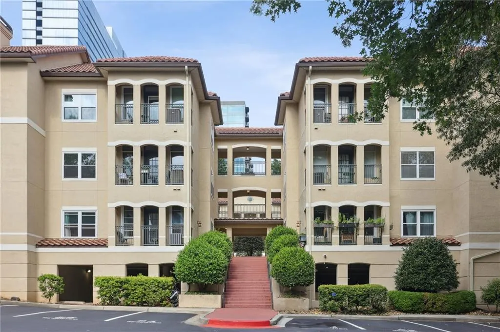 955 Juniper Street Ne Unit 2215, Atlanta, Georgia 30309, 1 Bedroom Bedrooms, ,1 BathroomBathrooms,Residential,For Sale,955 Juniper Street Ne Unit 2215,7632544
