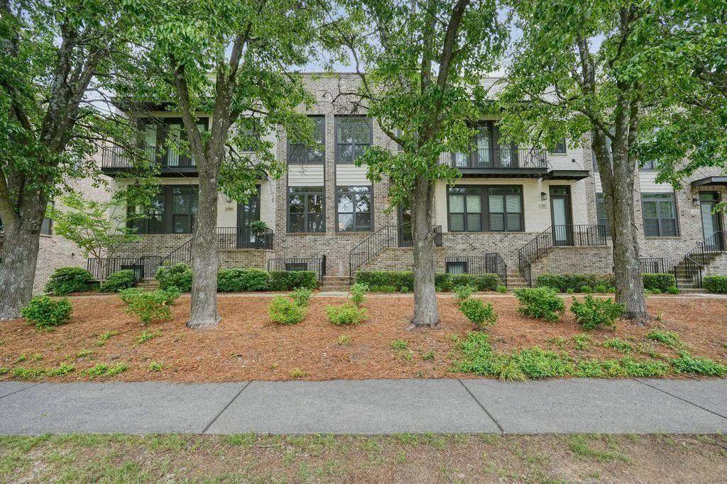 1598 Aldworth Place Se, Atlanta, Georgia 30339, 3 Bedrooms Bedrooms, ,3 BathroomsBathrooms,Residential,For Sale,1598 Aldworth Place Se,7603478