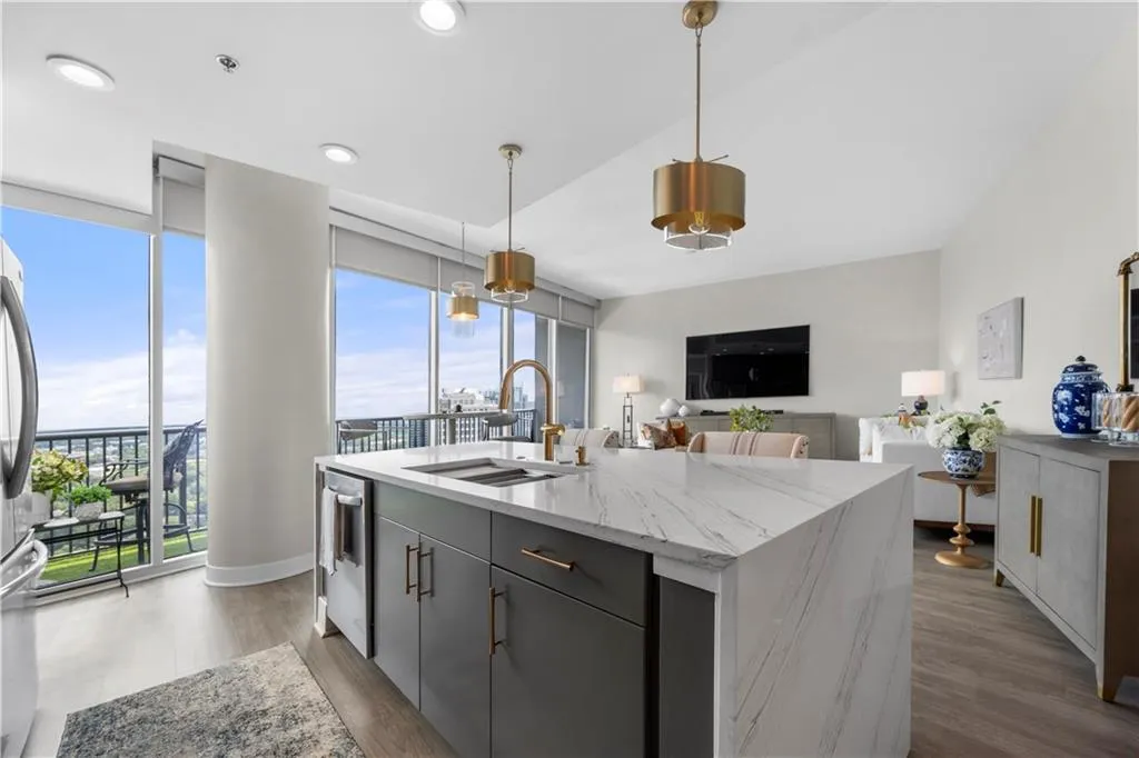 1080 Peachtree Street Ne Unit 3309, Atlanta, Georgia 30309, 2 Bedrooms Bedrooms, ,2 BathroomsBathrooms,Residential,For Sale,1080 Peachtree Street Ne Unit 3309,7628961