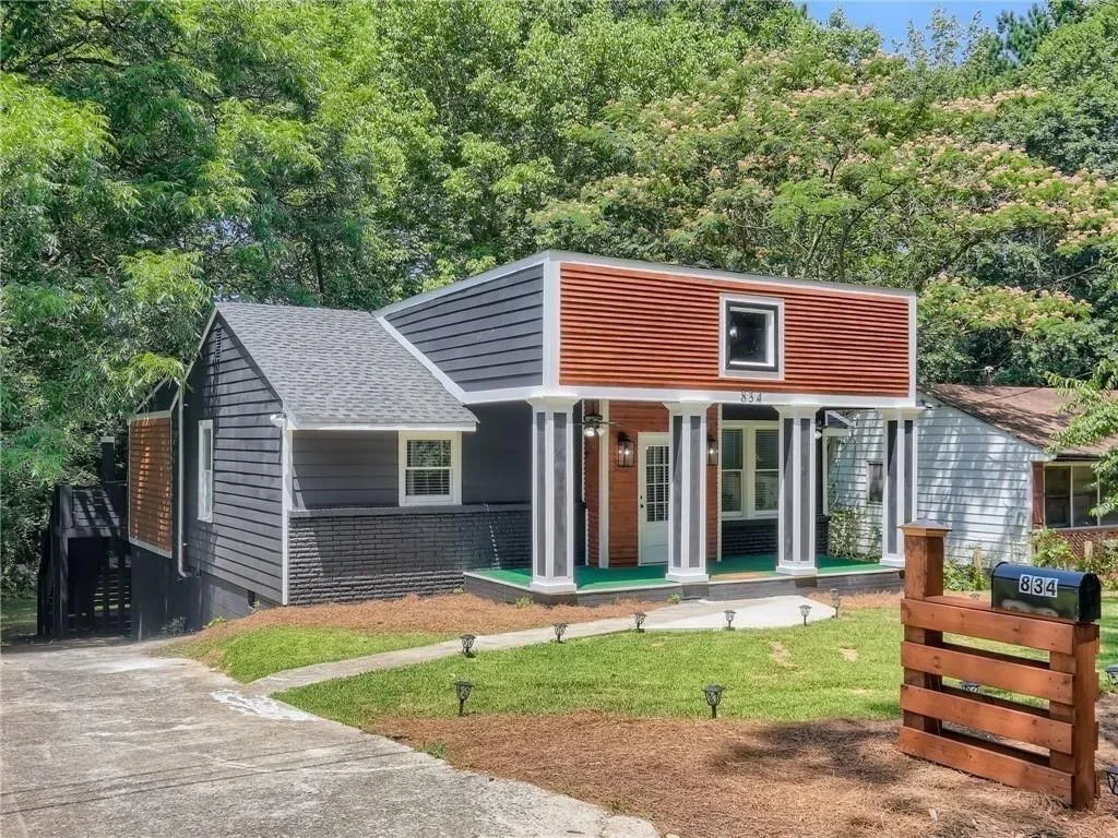 834 Woods Drive Nw, Atlanta, Georgia 30318, 3 Bedrooms Bedrooms, ,2 BathroomsBathrooms,Residential,For Sale,834 Woods Drive Nw,7632759