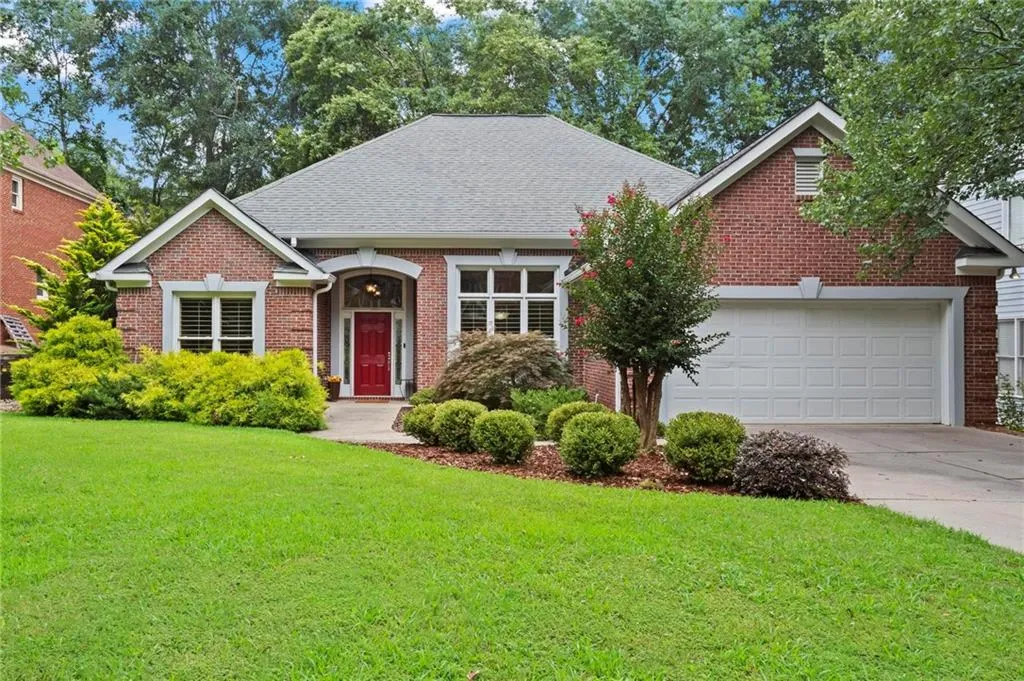 1343 Brookhaven Garden Lane Ne, Atlanta, Georgia 30319, 4 Bedrooms Bedrooms, ,3 BathroomsBathrooms,Residential,For Sale,1343 Brookhaven Garden Lane Ne,7624064