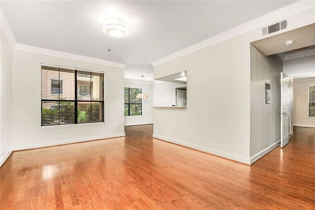 3777 Ne Peachtree Road Unit #1112, Brookhaven, Georgia 30319, 2 Bedrooms Bedrooms, ,2 BathroomsBathrooms,Residential,For Sale,3777 Ne Peachtree Road Unit #1112,7632640