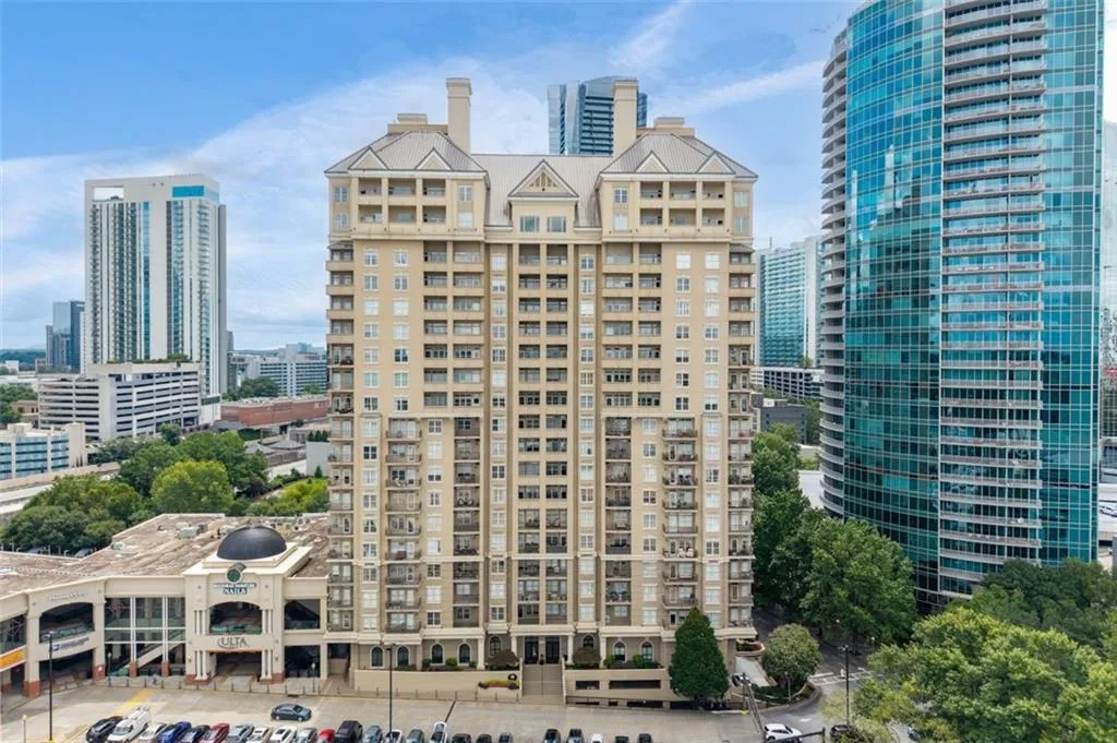 3334 Peachtree Road Ne Unit 1110, Atlanta, Georgia 30326, 1 Bedroom Bedrooms, ,1 BathroomBathrooms,Residential,For Sale,3334 Peachtree Road Ne Unit 1110,7629606