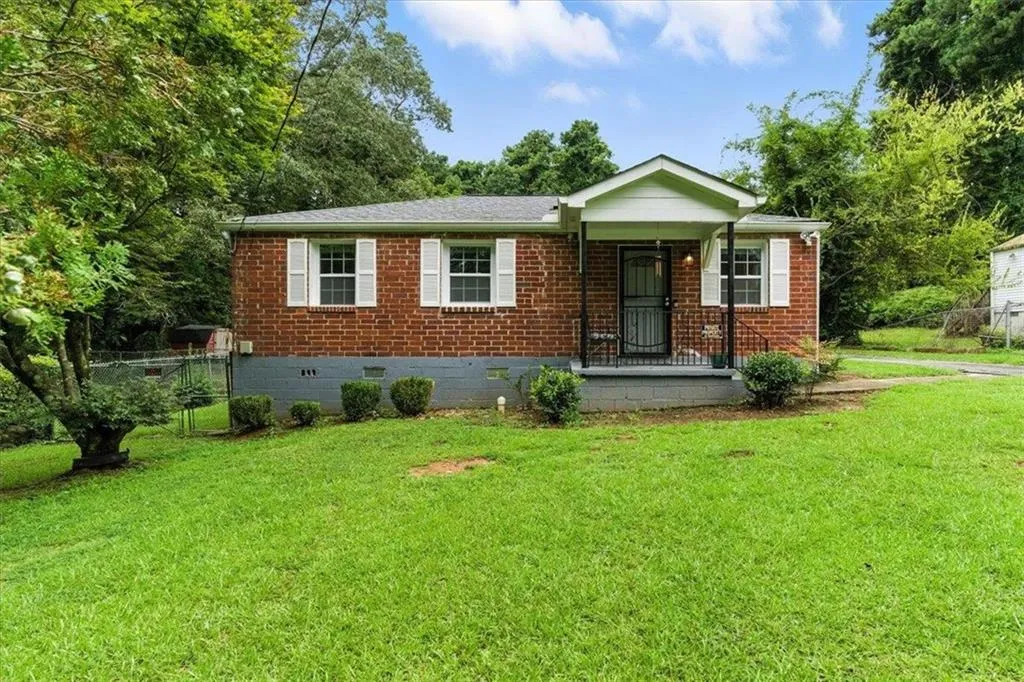142 Hutton Place, Atlanta, Georgia 30318, 2 Bedrooms Bedrooms, ,2 BathroomsBathrooms,Residential,For Sale,142 Hutton Place,7634809