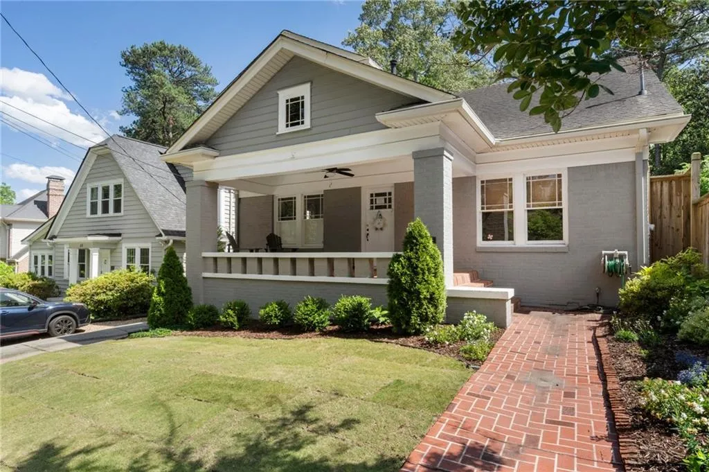 81 Highland Drive Ne, Atlanta, Georgia 30305, 3 Bedrooms Bedrooms, ,2 BathroomsBathrooms,Residential,For Sale,81 Highland Drive Ne,7634576