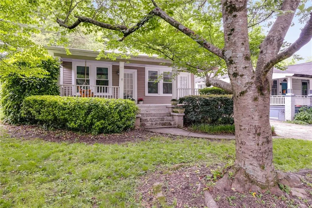 959 Hall Place Nw, Atlanta, Georgia 30318, 3 Bedrooms Bedrooms, ,1 BathroomBathrooms,Residential,For Sale,959 Hall Place Nw,7636770