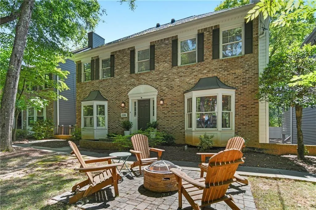 2316 Defoors Ferry Road Nw, Atlanta, Georgia 30318, 4 Bedrooms Bedrooms, ,3 BathroomsBathrooms,Residential,For Sale,2316 Defoors Ferry Road Nw,7594057