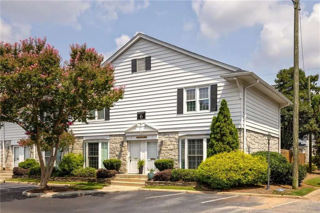 136 Peachtree Memorial Drive Nw Unit Ga1, Atlanta, Georgia 30309, 2 Bedrooms Bedrooms, ,1 BathroomBathrooms,Residential,For Sale,136 Peachtree Memorial Drive Nw Unit Ga1,7636060