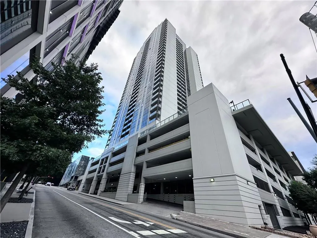 1280 W Peachtree Street Nw Unit 1202, Atlanta, Georgia 30309, 1 Bedroom Bedrooms, ,1 BathroomBathrooms,Residential,For Sale,1280 W Peachtree Street Nw Unit 1202,7636790