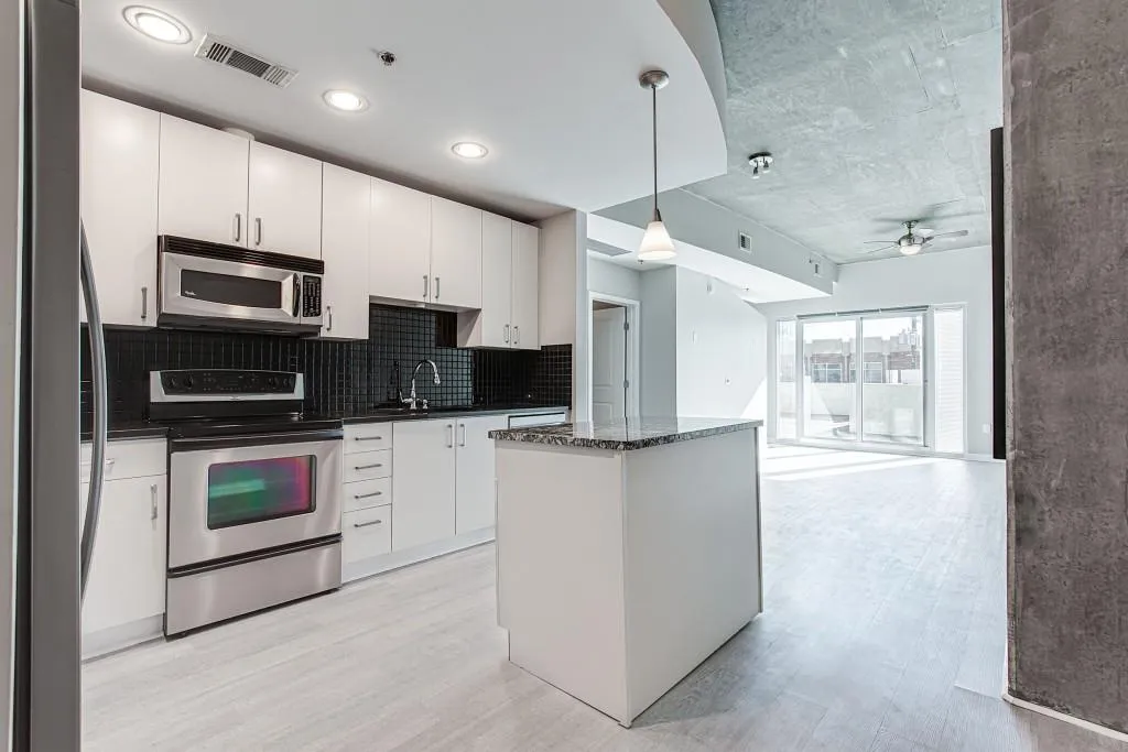 250 Pharr Road Unit 216, Atlanta, Georgia 30305, 1 Bedroom Bedrooms, ,1 BathroomBathrooms,Residential,For Sale,250 Pharr Road Unit 216,7637005