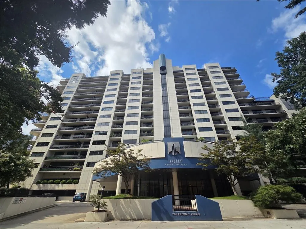1130 Piedmont Avenue Ne Unit 1610, Atlanta, Georgia 30309, 2 Bedrooms Bedrooms, ,2 BathroomsBathrooms,Residential,For Sale,1130 Piedmont Avenue Ne Unit 1610,7637017