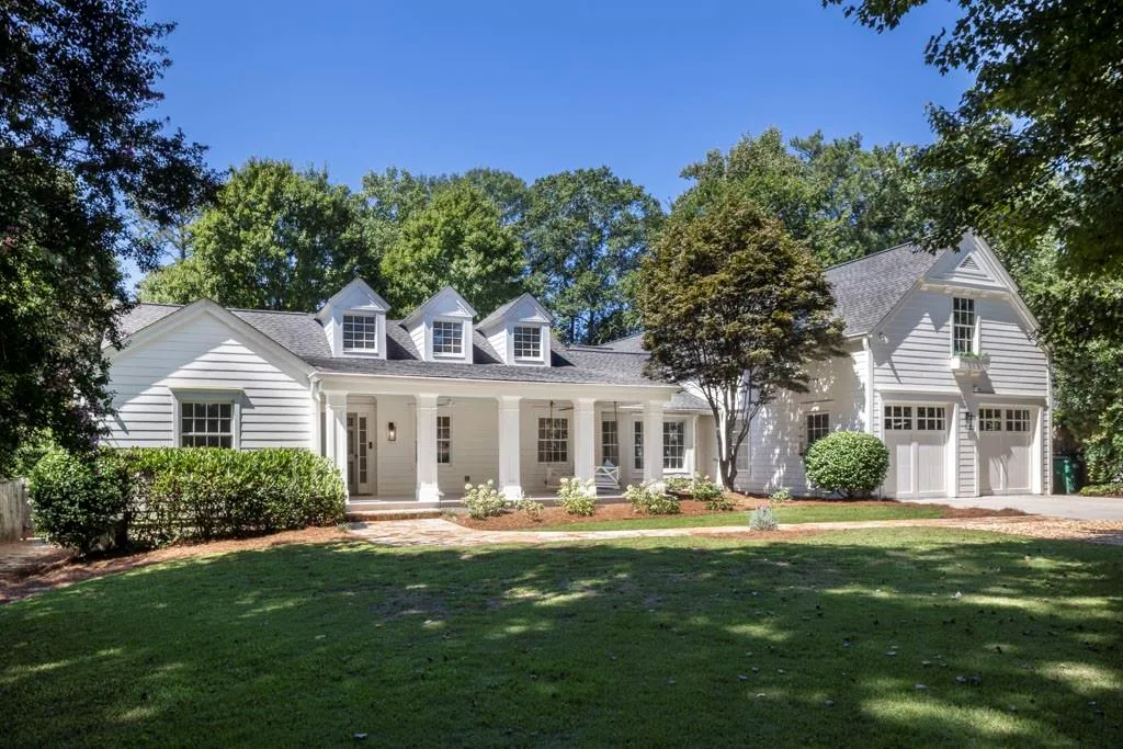 4750 Dudley Lane, Atlanta, Georgia 30327, 6 Bedrooms Bedrooms, ,4 BathroomsBathrooms,Residential,For Sale,4750 Dudley Lane,7639561