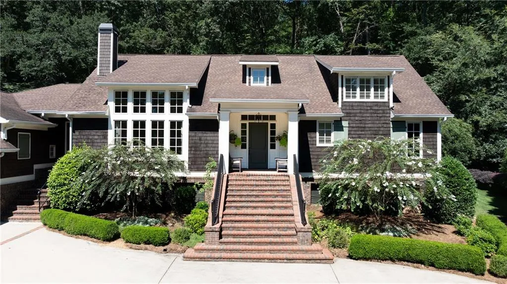 3540 Cochise Drive Se, Atlanta, Georgia 30339, 6 Bedrooms Bedrooms, ,6 BathroomsBathrooms,Residential,For Sale,3540 Cochise Drive Se,7639122