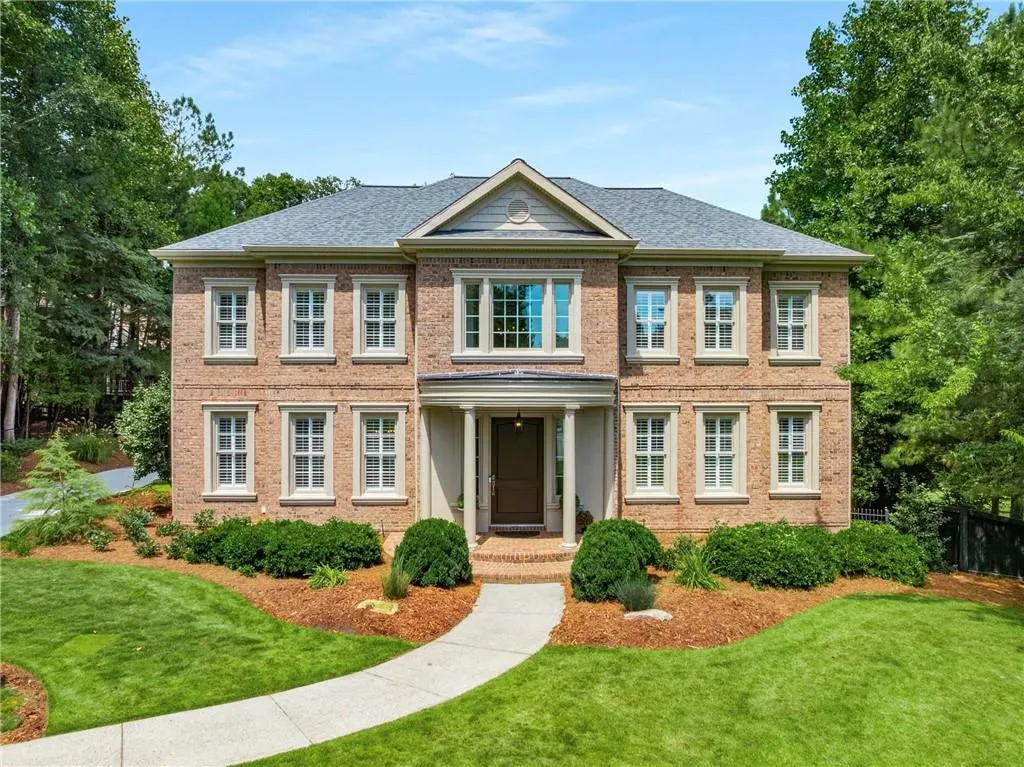 260 Northland Ridge Trail, Atlanta, Georgia 30342, 6 Bedrooms Bedrooms, ,5 BathroomsBathrooms,Residential,For Sale,260 Northland Ridge Trail,7615931