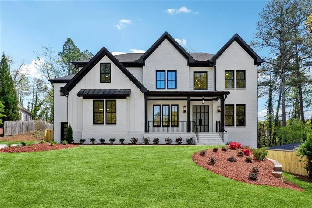 4132 Haverhill Drive Ne, Atlanta, Georgia 30342, 6 Bedrooms Bedrooms, ,7 BathroomsBathrooms,Residential,For Sale,4132 Haverhill Drive Ne,7640354