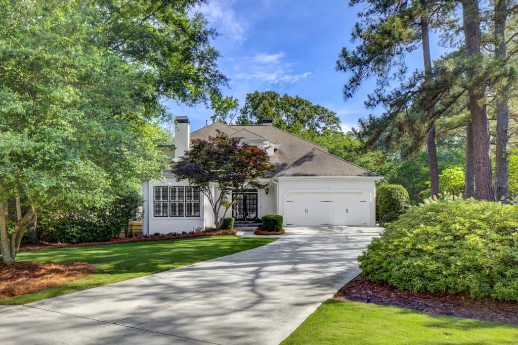 2059 Howell Mill Road Nw, Atlanta, Georgia 30318, 4 Bedrooms Bedrooms, ,3 BathroomsBathrooms,Residential,For Sale,2059 Howell Mill Road Nw,7642393