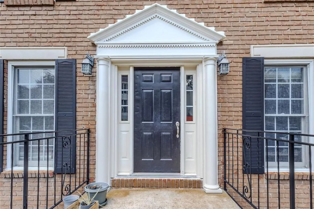1101 Collier Road Nw Unit N4, Atlanta, Georgia 30318, 2 Bedrooms Bedrooms, ,2 BathroomsBathrooms,Residential,For Sale,1101 Collier Road Nw Unit N4,7642322