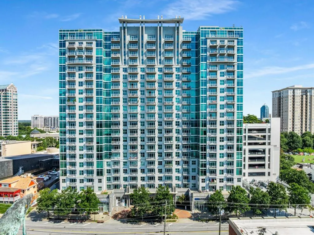 250 Pharr Road Ne Unit 504, Atlanta, Georgia 30305, 1 Bedroom Bedrooms, ,1 BathroomBathrooms,Residential,For Sale,250 Pharr Road Ne Unit 504,7644879
