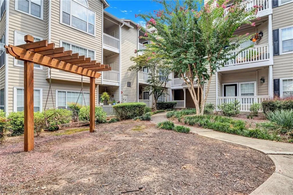 1250 Parkwood Circle Se Unit 1113, Atlanta, Georgia 30339, 1 Bedroom Bedrooms, ,1 BathroomBathrooms,Residential,For Sale,1250 Parkwood Circle Se Unit 1113,7645110