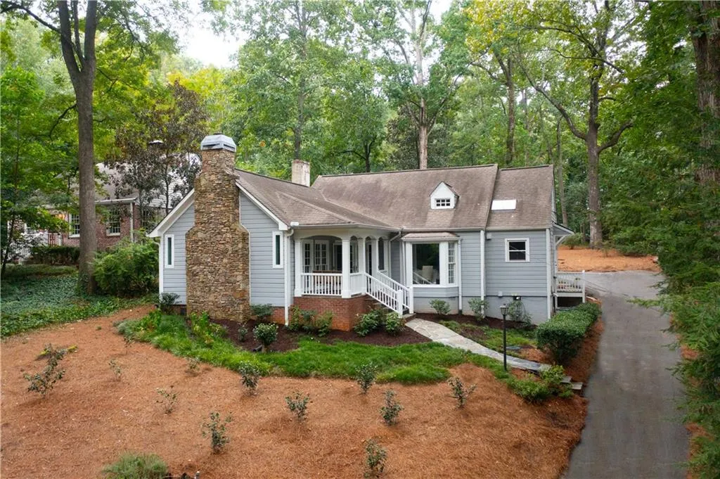This Charming home is within walking distance of Chastain Park