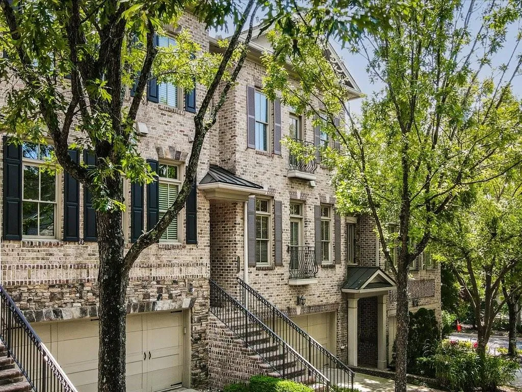 3043 Stone Gate Drive Ne, Atlanta, Georgia 30324, 3 Bedrooms Bedrooms, ,3 BathroomsBathrooms,Residential,For Sale,3043 Stone Gate Drive Ne,7638699