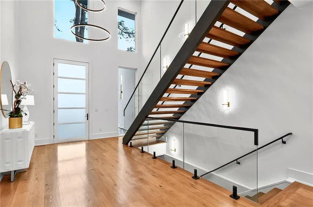 820 Moores Mill Road Nw, Atlanta, Georgia 30327, 5 Bedrooms Bedrooms, ,5 BathroomsBathrooms,Residential,Sold,820 Moores Mill Road Nw,7558871