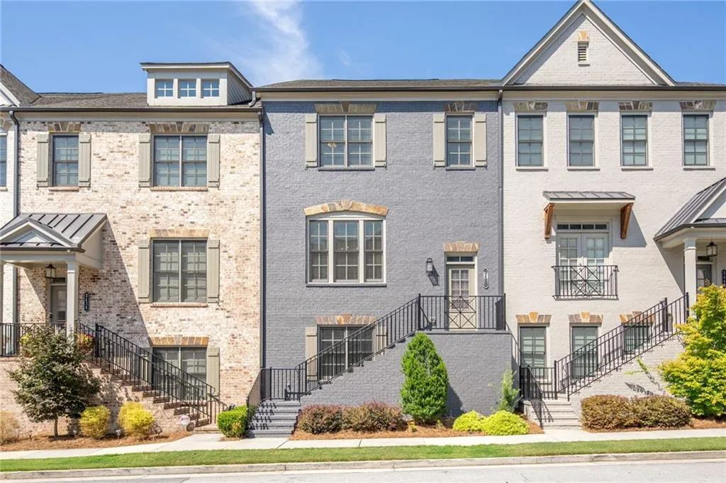2440 Skyland Way Ne, Brookhaven, Georgia 30319, 4 Bedrooms Bedrooms, ,3 BathroomsBathrooms,Residential,For Sale,2440 Skyland Way Ne,7646940