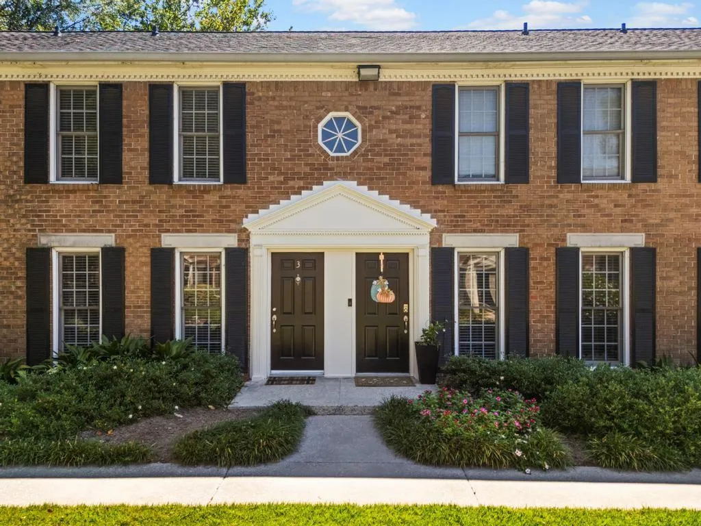 1101 Collier Road Nw Unit D3, Atlanta, Georgia 30318, 2 Bedrooms Bedrooms, ,1 BathroomBathrooms,Residential,For Sale,1101 Collier Road Nw Unit D3,7647897