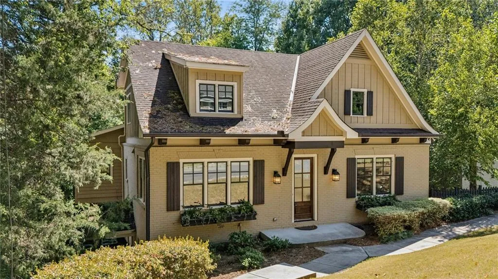 279 Lakeview Avenue Ne, Atlanta, Georgia 30305, 4 Bedrooms Bedrooms, ,4 BathroomsBathrooms,Residential,For Sale,279 Lakeview Avenue Ne,7647938
