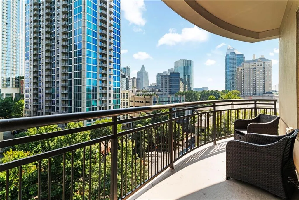 3445 Stratford Road Ne Unit 708, Atlanta, Georgia 30326, 1 Bedroom Bedrooms, ,1 BathroomBathrooms,Residential,For Sale,3445 Stratford Road Ne Unit 708,7649061