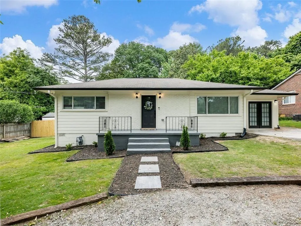 1660 Dresden Drive Ne, Brookhaven, Georgia 30319, 3 Bedrooms Bedrooms, ,3 BathroomsBathrooms,Residential,For Sale,1660 Dresden Drive Ne,7649959
