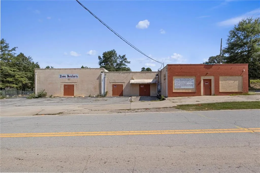 981 Hollywood Road Nw, Atlanta, Georgia 30318, ,Commercial Sale,For Sale,981 Hollywood Road Nw,7646942