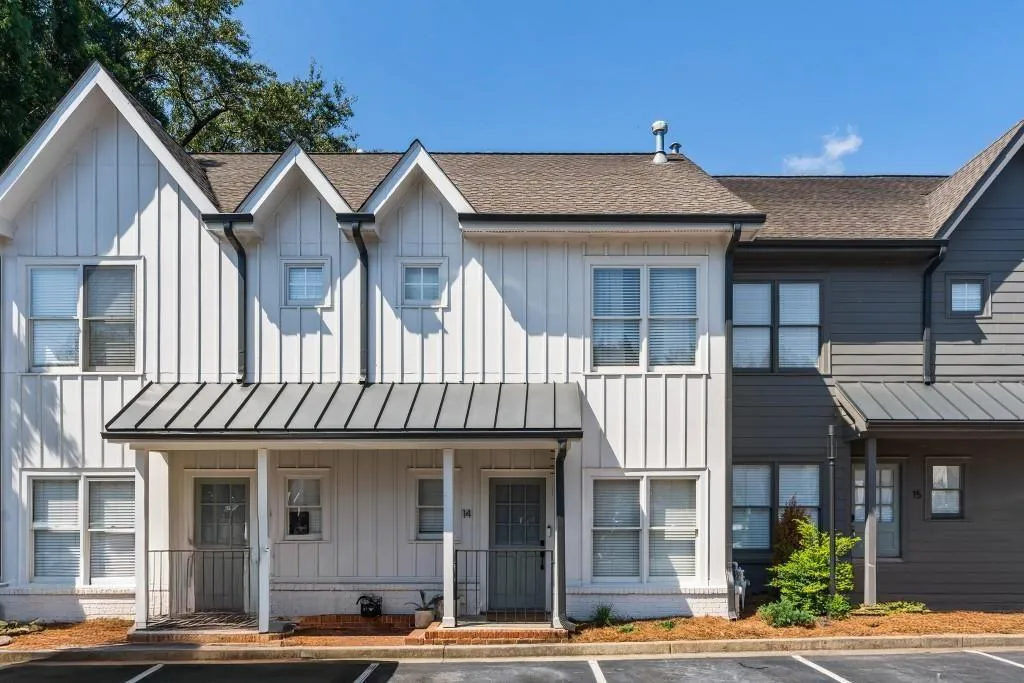 1516 Howell Mill Road Nw Unit 14, Atlanta, Georgia 30318, 2 Bedrooms Bedrooms, ,2 BathroomsBathrooms,Residential,For Sale,1516 Howell Mill Road Nw Unit 14,7651044