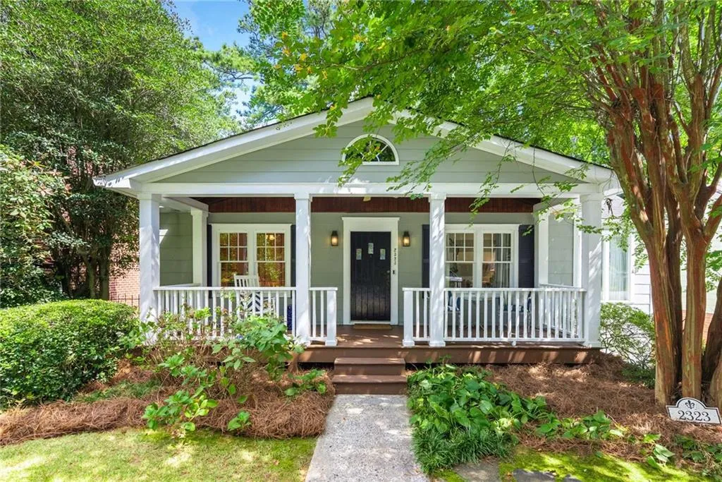 2323 Shenandoah Avenue Ne, Atlanta, Georgia 30305, 3 Bedrooms Bedrooms, ,3 BathroomsBathrooms,Residential,For Sale,2323 Shenandoah Avenue Ne,7651292