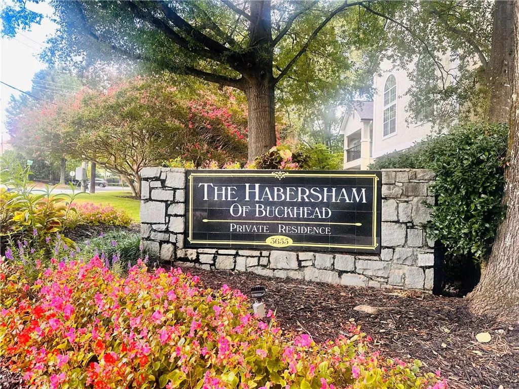 3655 Habersham Road Ne Unit 131, Atlanta, Georgia 30305, 1 Bedroom Bedrooms, ,1 BathroomBathrooms,Residential,For Sale,3655 Habersham Road Ne Unit 131,7651412