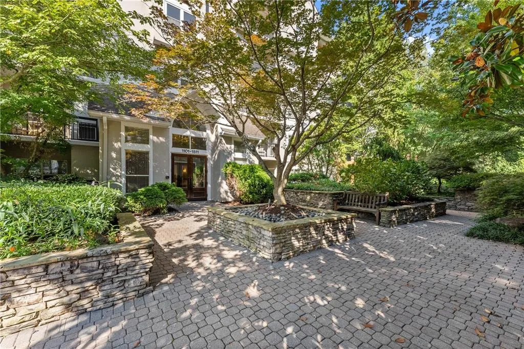1406 River Green Drive Nw, Atlanta, Georgia 30327, 1 Bedroom Bedrooms, ,1 BathroomBathrooms,Residential,For Sale,1406 River Green Drive Nw,7651478