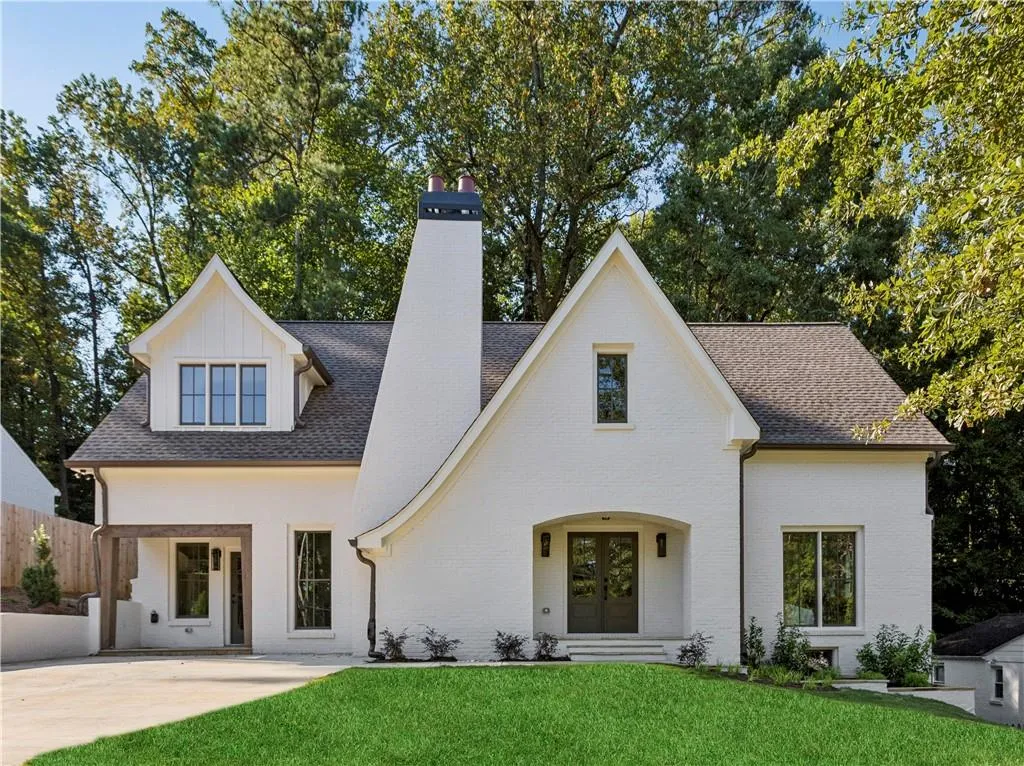405 Allison Drive Ne, Atlanta, Georgia 30342, 5 Bedrooms Bedrooms, ,4 BathroomsBathrooms,Residential,For Sale,405 Allison Drive Ne,7650705