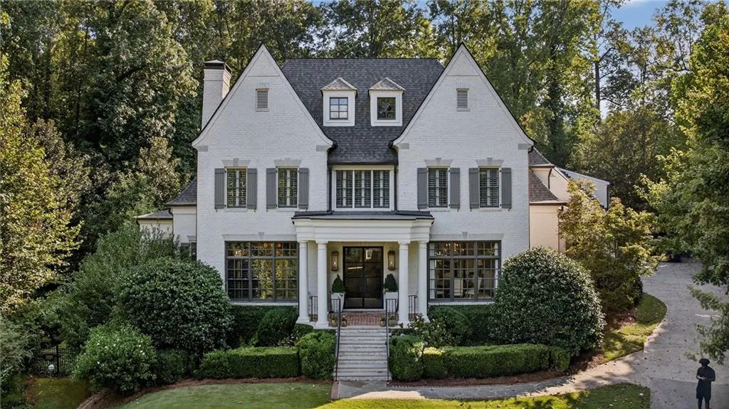 120 Burdette Trail, Atlanta, Georgia 30327, 6 Bedrooms Bedrooms, ,6 BathroomsBathrooms,Residential,For Sale,120 Burdette Trail,7651619