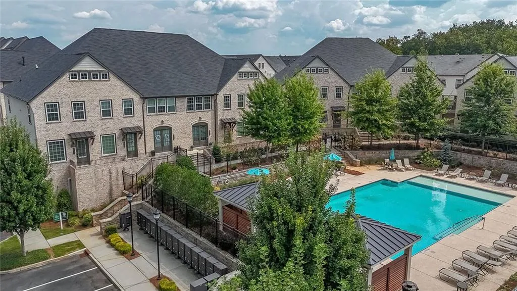 2459 Figaro Drive Unit 198, Atlanta, Georgia 30339, 3 Bedrooms Bedrooms, ,3 BathroomsBathrooms,Residential,Sold,2459 Figaro Drive Unit 198,7651206