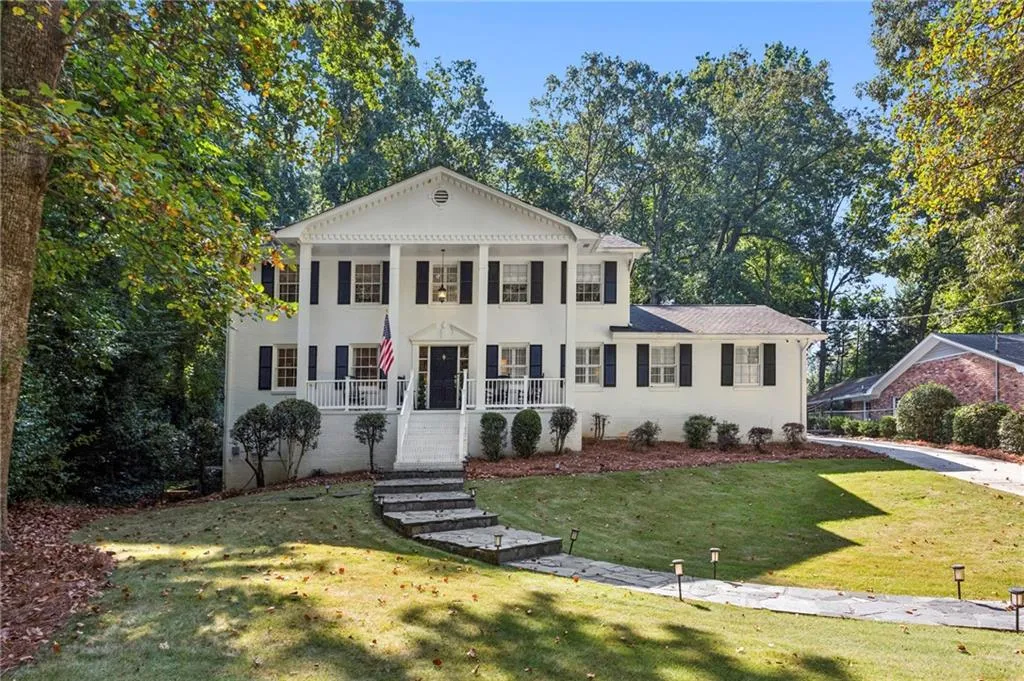 4056 Mcclatchey Circle Ne, Atlanta, Georgia 30342, 5 Bedrooms Bedrooms, ,3 BathroomsBathrooms,Residential,Sold,4056 Mcclatchey Circle Ne,7655298