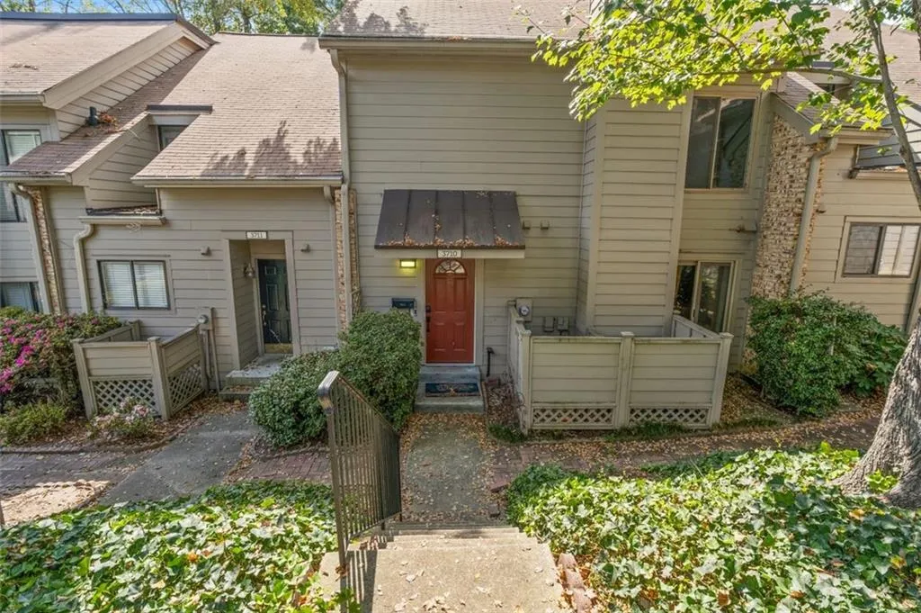 3710 Stonewall Circle Se, Atlanta, Georgia 30339, 4 Bedrooms Bedrooms, ,3 BathroomsBathrooms,Residential,For Sale,3710 Stonewall Circle Se,7654605
