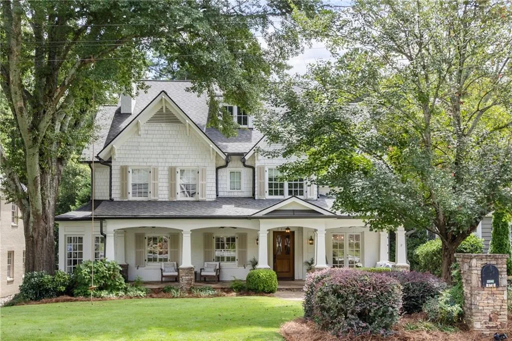 3107 Peachtree Drive Ne, Atlanta, Georgia 30305, 5 Bedrooms Bedrooms, ,5 BathroomsBathrooms,Residential,For Sale,3107 Peachtree Drive Ne,7656309