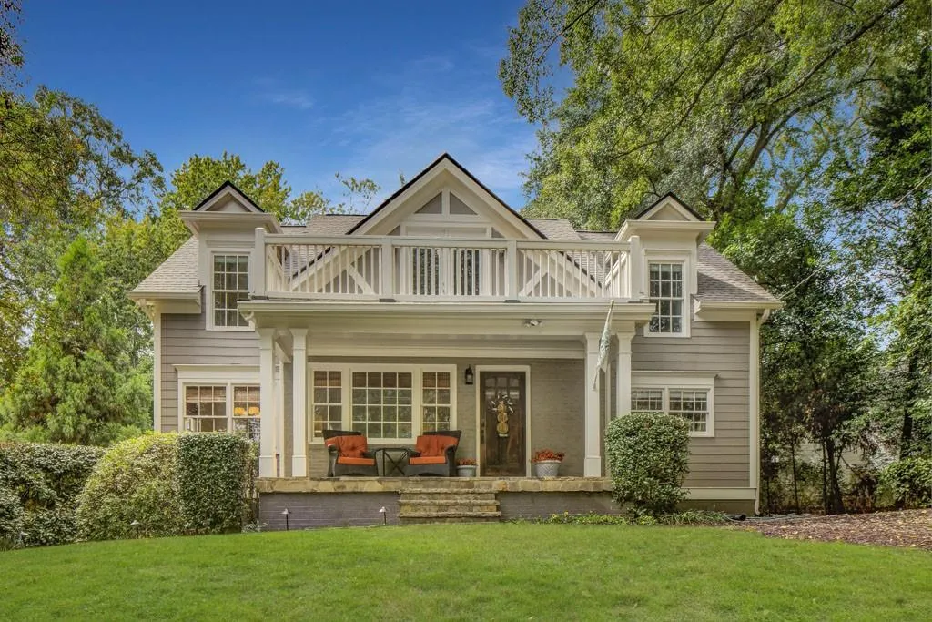 2520 Parkdale Place Ne, Atlanta, Georgia 30305, 4 Bedrooms Bedrooms, ,3 BathroomsBathrooms,Residential,For Sale,2520 Parkdale Place Ne,7658243