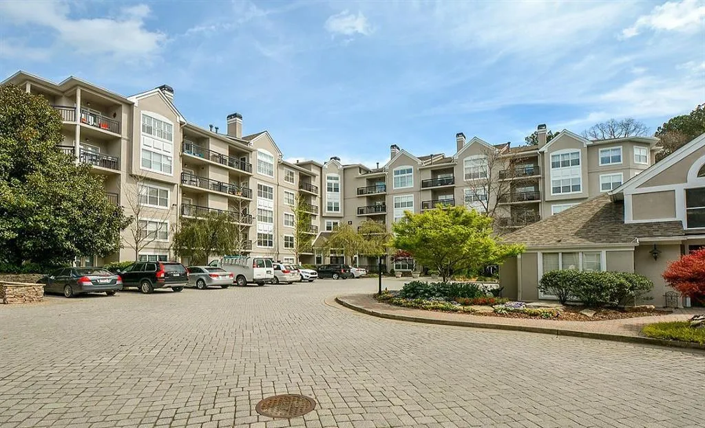 2306 River Green Drive Nw, Atlanta, Georgia 30327, 1 Bedroom Bedrooms, ,1 BathroomBathrooms,Residential,For Sale,2306 River Green Drive Nw,7661296