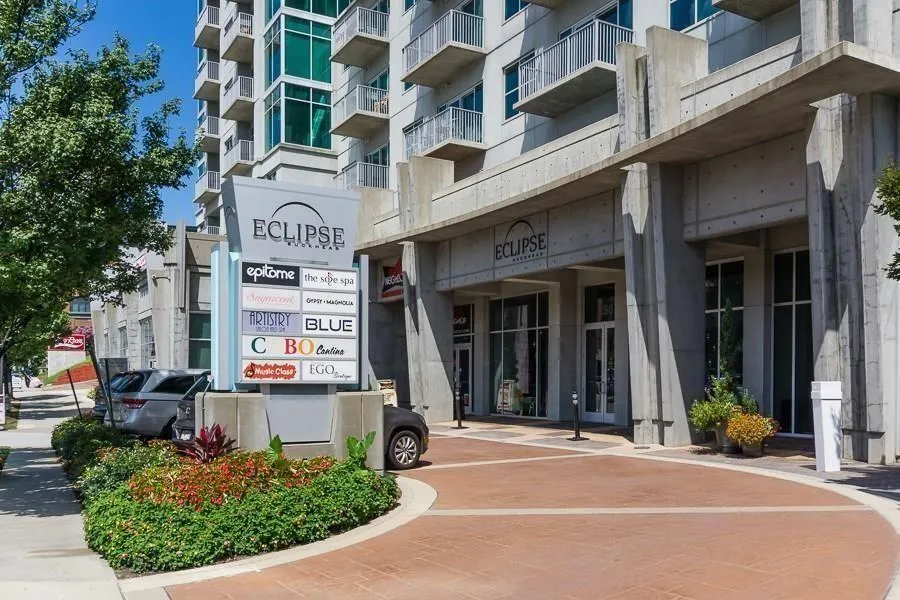 250 Pharr Road Ne Unit 806, Atlanta, Georgia 30305, 1 Bedroom Bedrooms, ,1 BathroomBathrooms,Residential,For Sale,250 Pharr Road Ne Unit 806,7661621