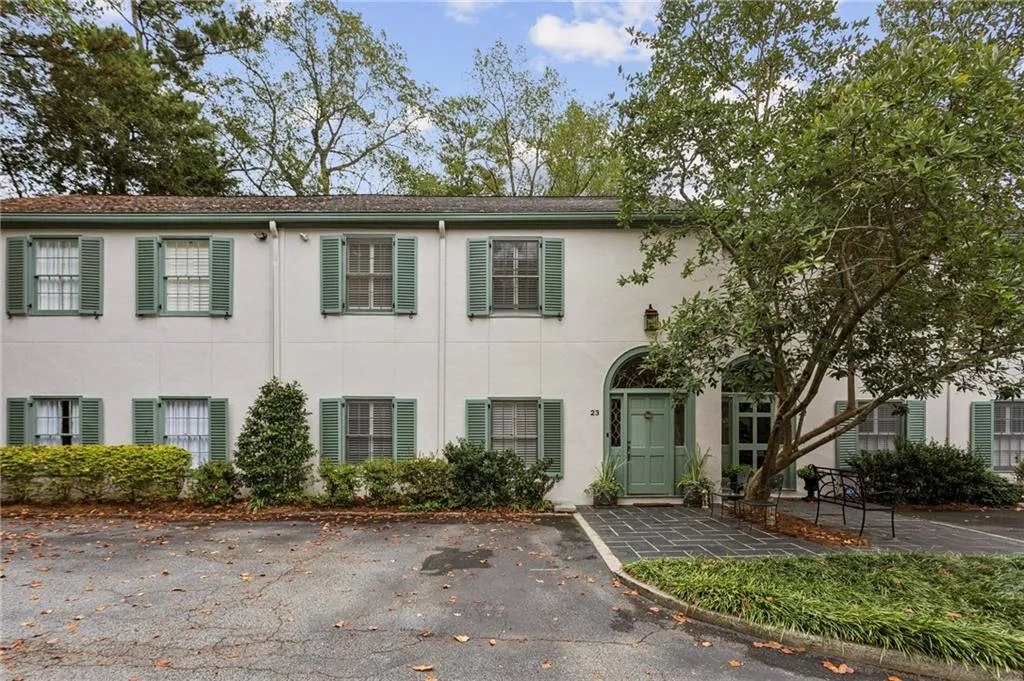 650 Moores Mill Road Nw Unit 23, Atlanta, Georgia 30327, 4 Bedrooms Bedrooms, ,3 BathroomsBathrooms,Residential,For Sale,650 Moores Mill Road Nw Unit 23,7661960