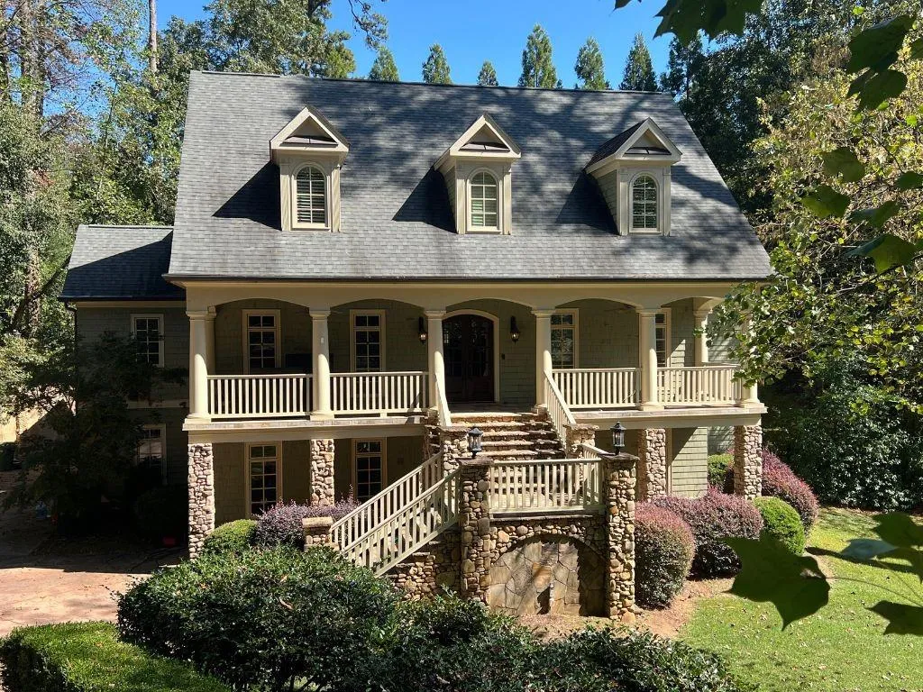 4227 Peachtree Dunwoody Road Ne, Atlanta, Georgia 30342, 6 Bedrooms Bedrooms, ,5 BathroomsBathrooms,Residential,For Sale,4227 Peachtree Dunwoody Road Ne,7662594